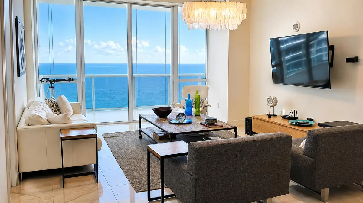 LIVING ROOM at 15901 COLLINS Avenue 2603, Sunny Isles Beach