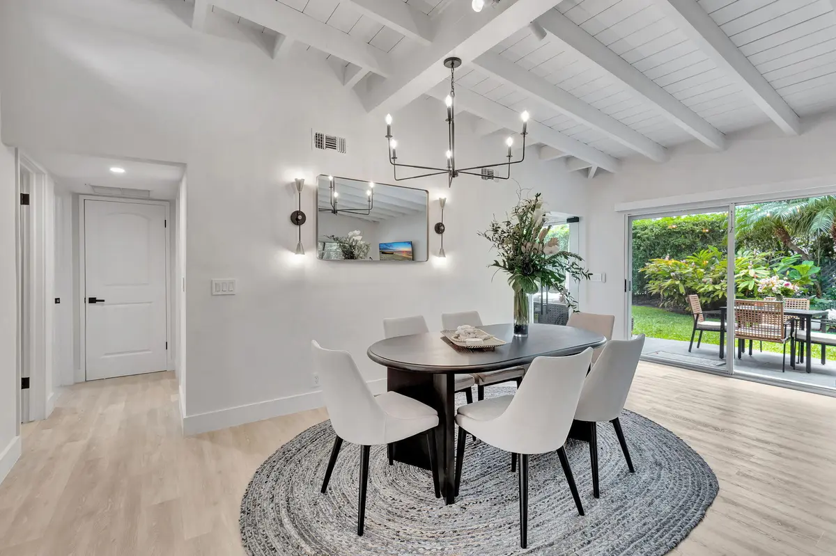 Dining area at 231 SE 3rd Avenue, Delray Beach