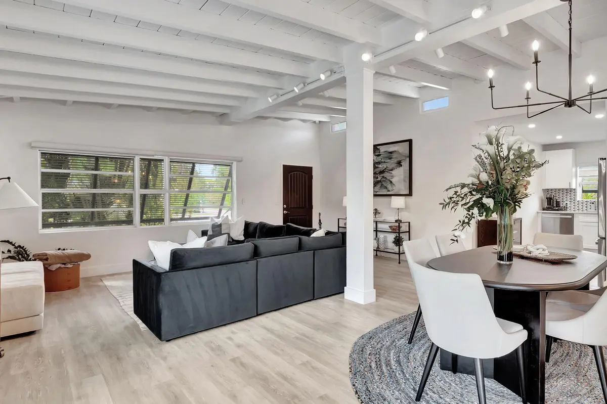 Living-Dinning area at 231 SE 3rd Avenue, Delray Beach