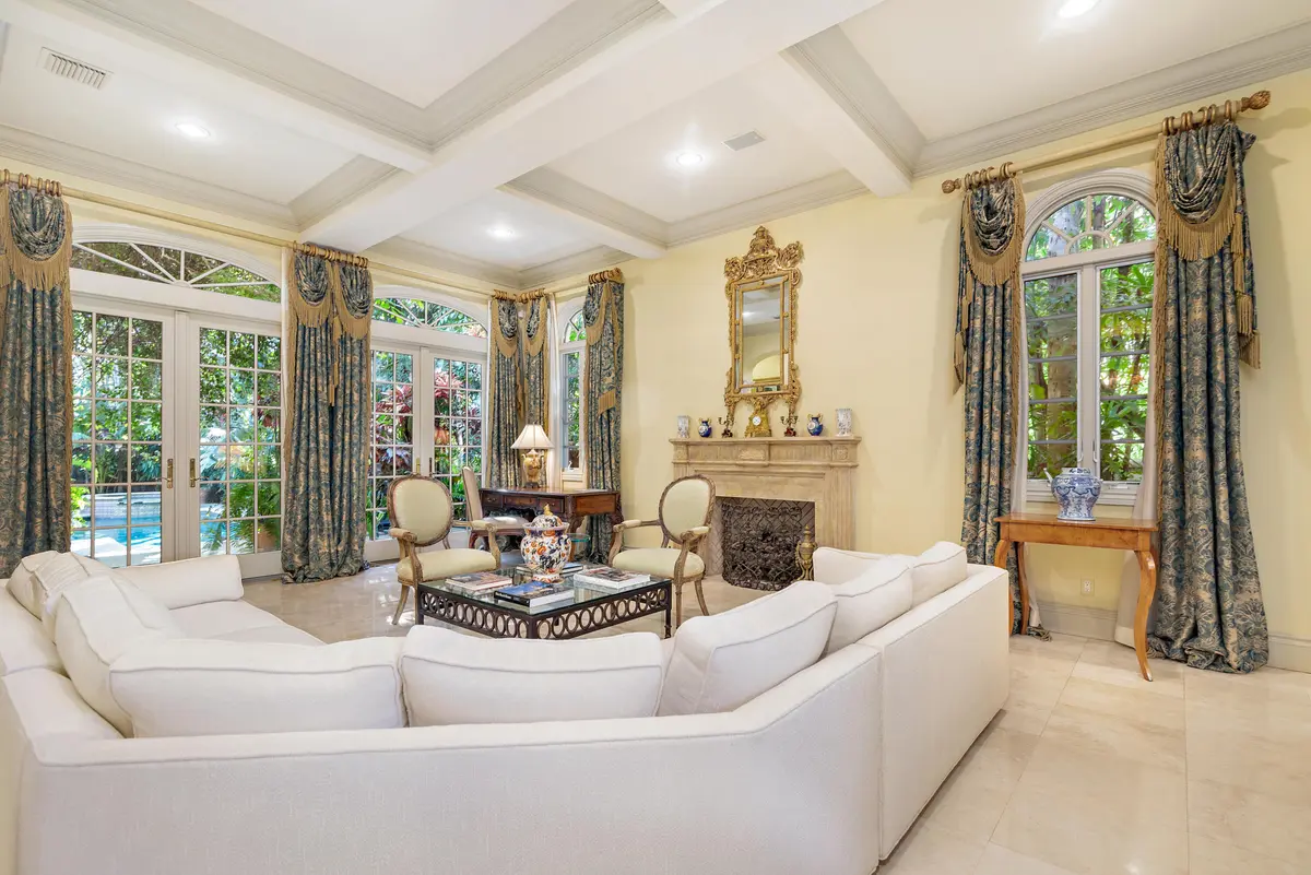 high-6 at 446 Brazilian Avenue, Palm Beach