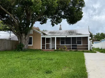 1204 Easter Avenue, Fort Pierce – Single Family Residence for sale