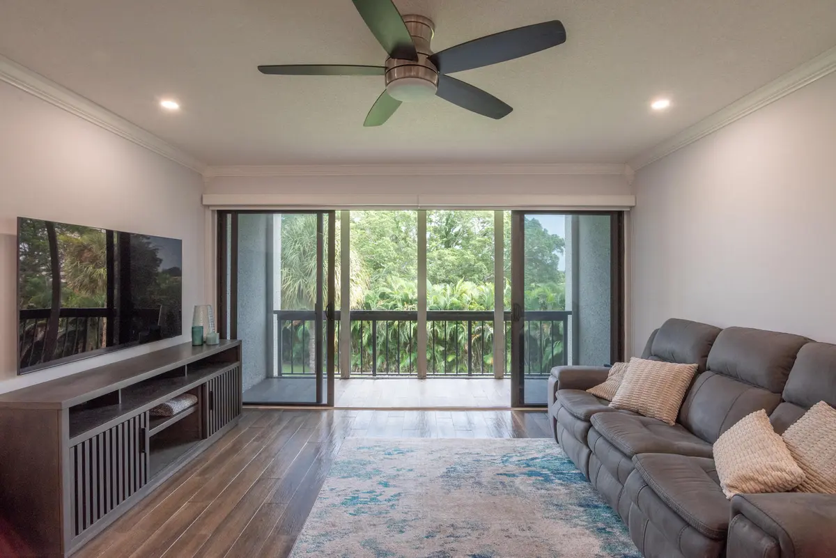 © Clark- 2500 Presidential Way 304-018 at 2500 PRESIDENTIAL Way 304, West Palm Beach