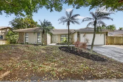 9820 NW 15TH Street, Plantation – Single Family Residence for sale