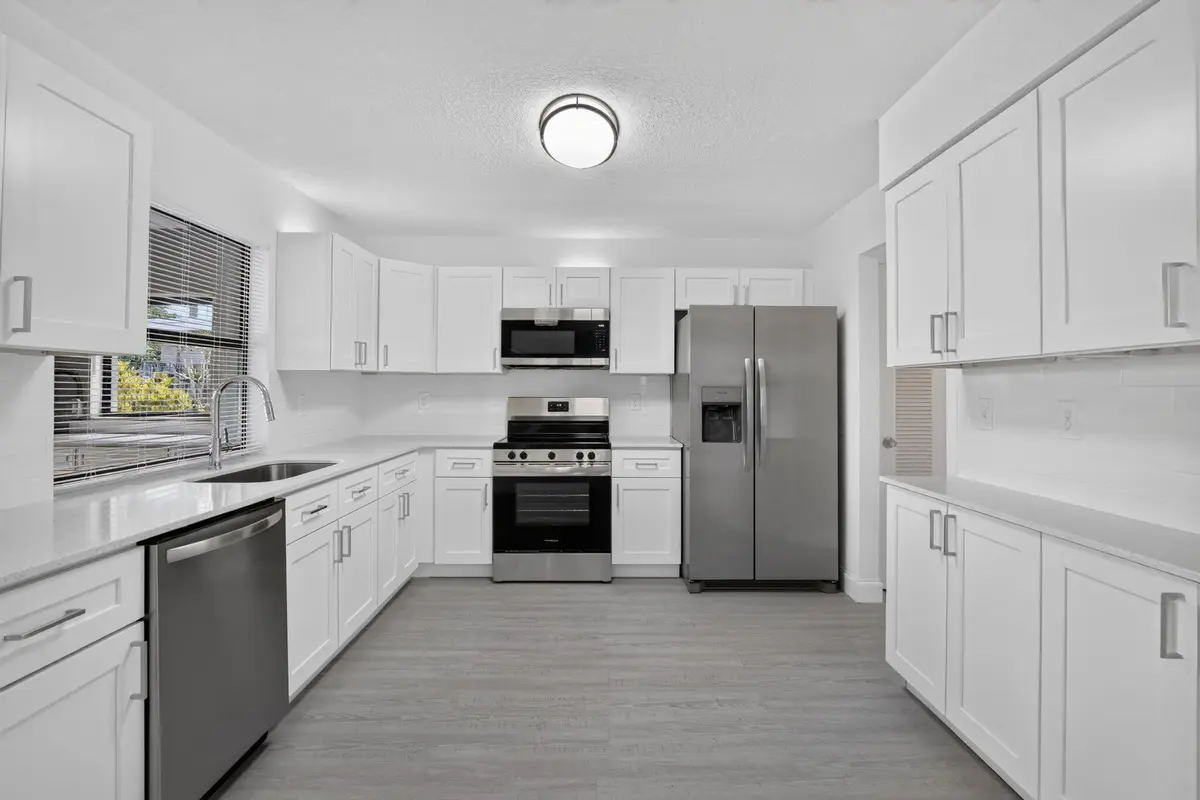 17-web-or-mls-18-print-_A7A2620 at 9820 NW 15TH Street, Plantation