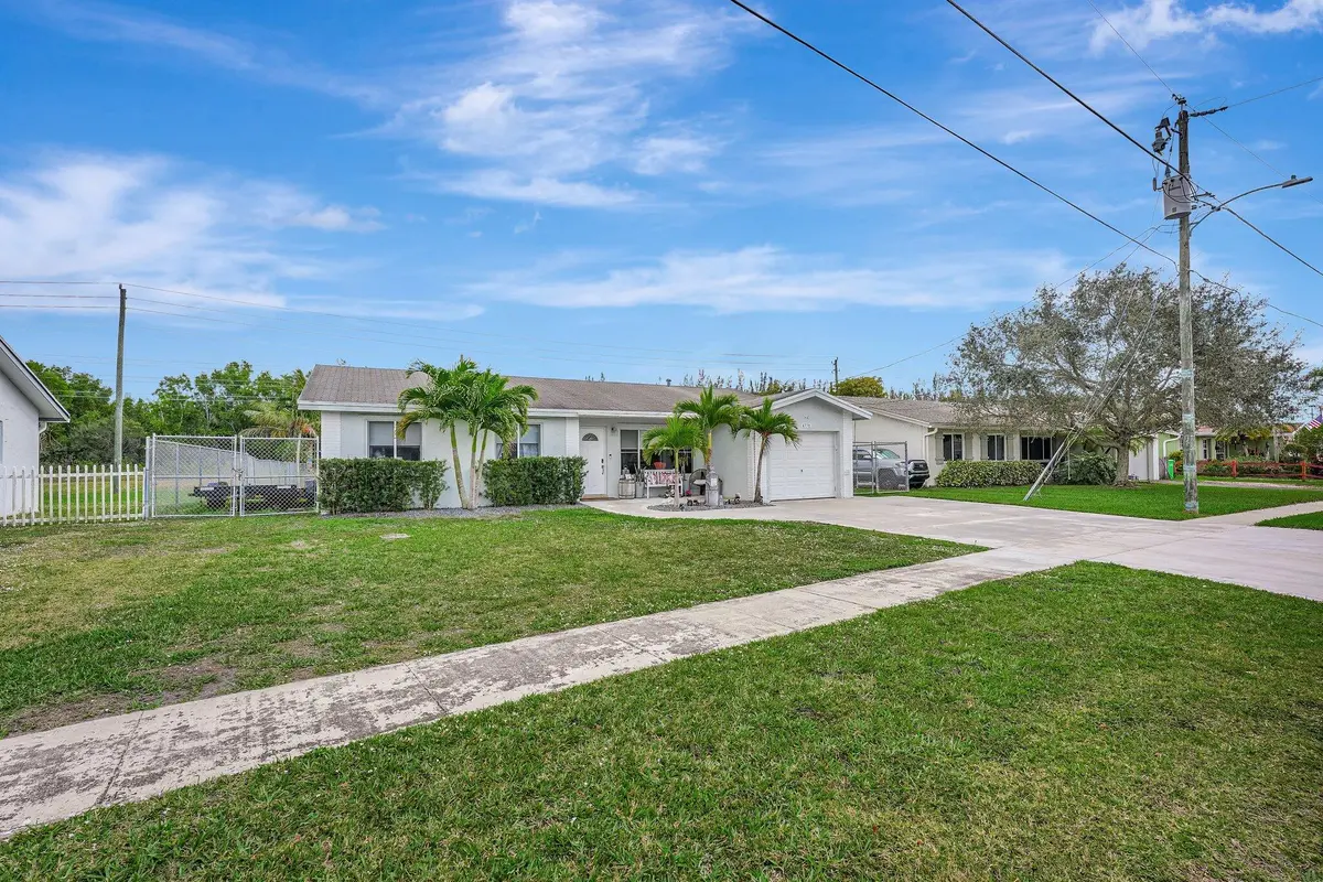 Front Angle at 4770 NW 113th Avenue, Sunrise