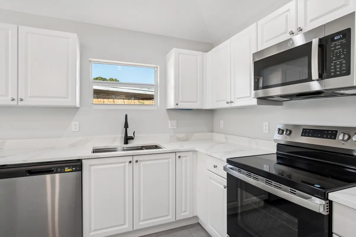 4JS00693 at 5232 SE 55TH Terrace, Stuart