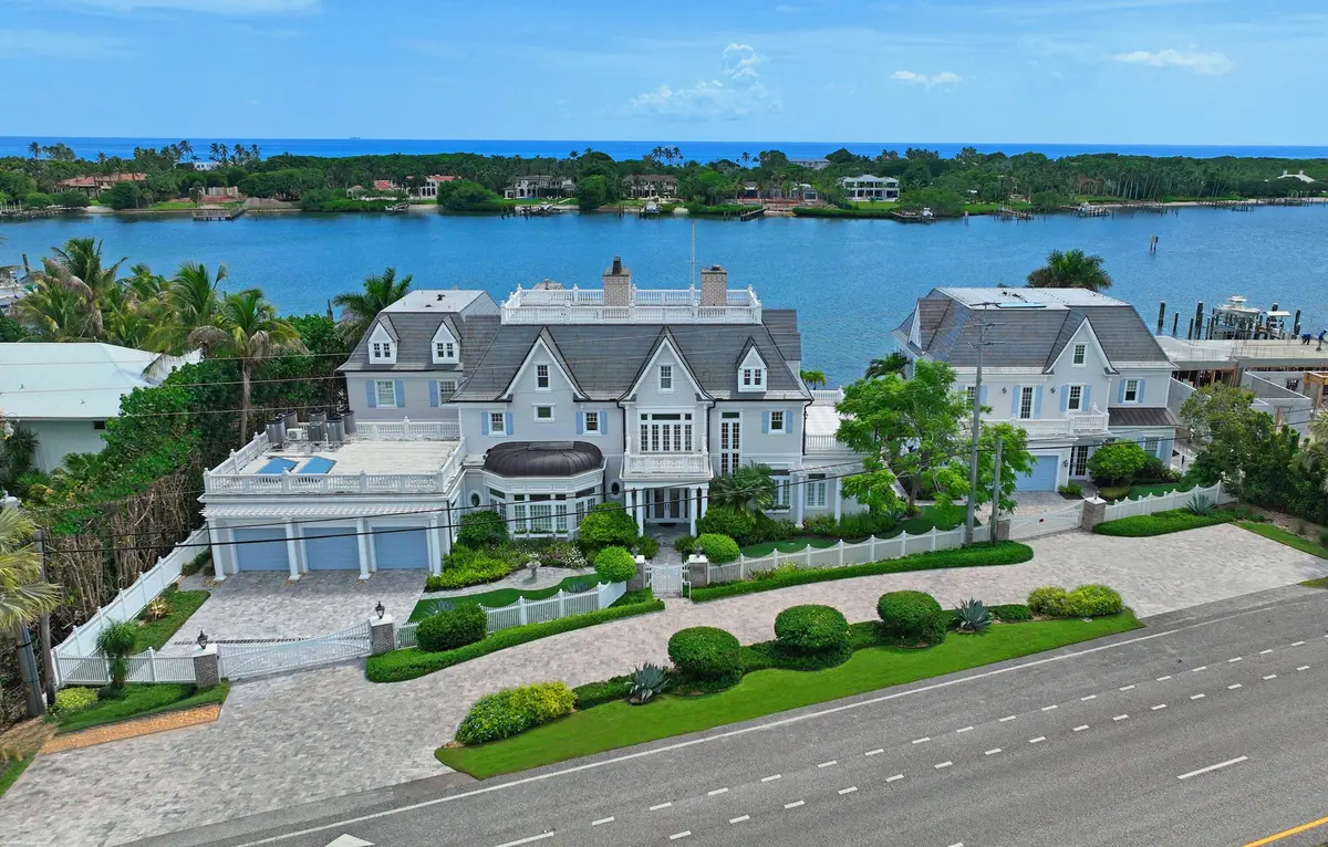 Aerial at 17667 SE Federal Highway, Tequesta