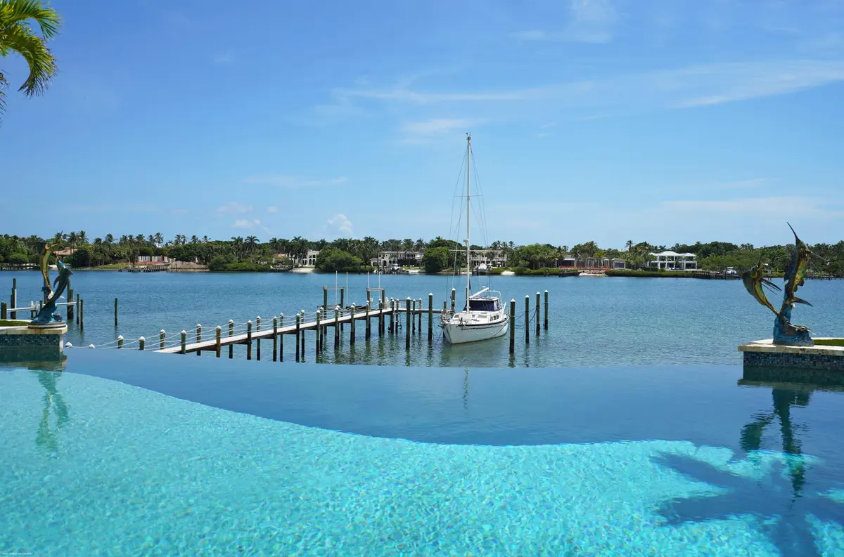 Pool at 17667 SE Federal Highway, Tequesta