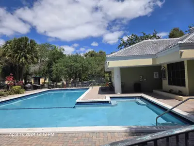 2445 SW 18TH Terrace 1120, Fort Lauderdale – Condominium for sale