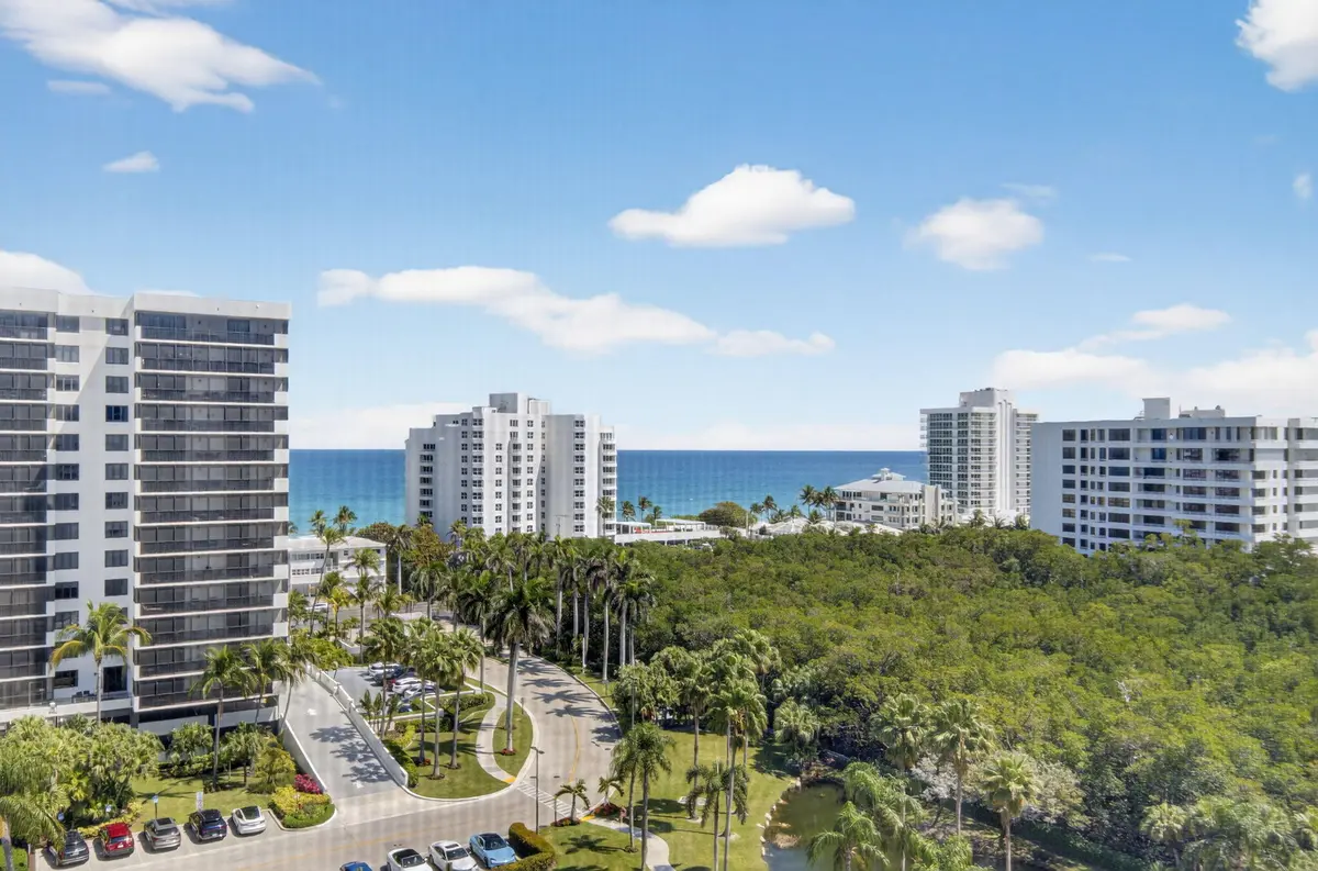 37-web-or-mls-DSC_9315 at 3420 S Ocean Boulevard 11S, Highland Beach