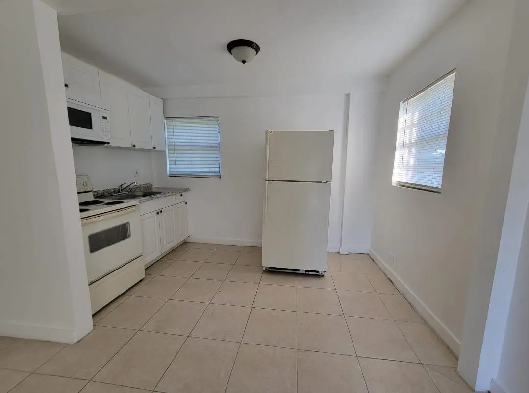 7d58c304-ece3-4d51-9954-697097b61558 at 1853 NW 5th Street, Miami