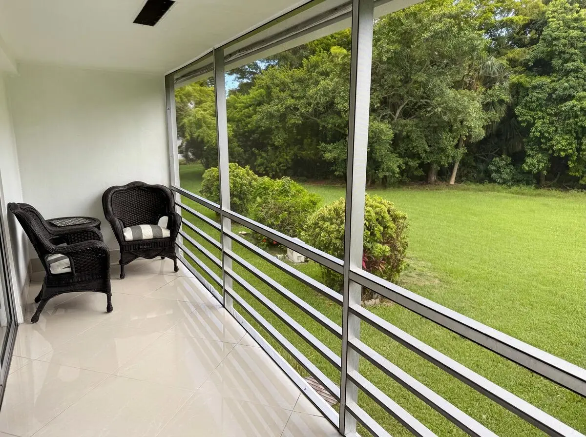 Screened in Patio at 37 OAKRIDGE C 37, Deerfield Beach