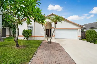 1296 Waterway Cove Drive, Wellington – sold
