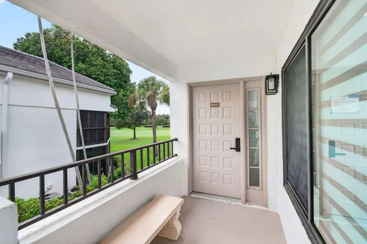 7-web-or-mls-DSC_1746 at 15339 Strathearn Drive 10603, Delray Beach