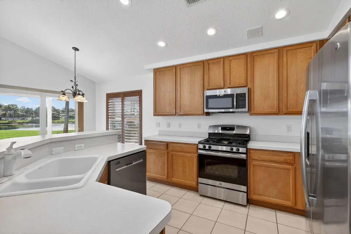 Kitchen at 1021 SE WESTMINSTER Place, Stuart