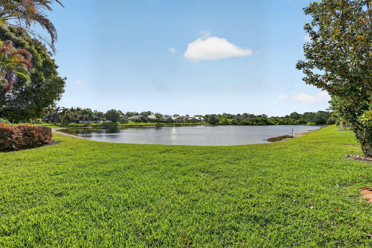 View at 1021 SE WESTMINSTER Place, Stuart
