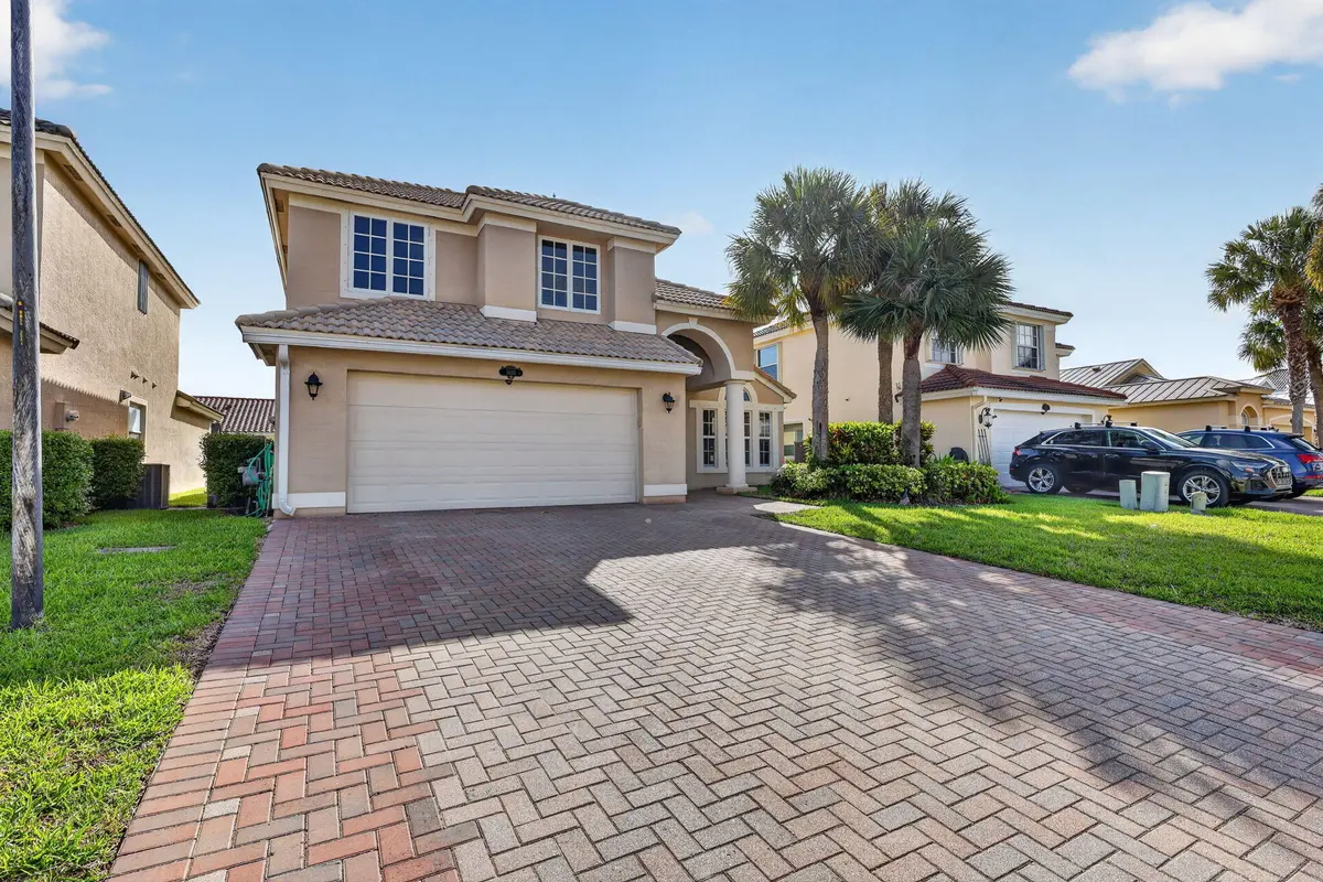 Front of Structure at 1021 SE WESTMINSTER Place, Stuart