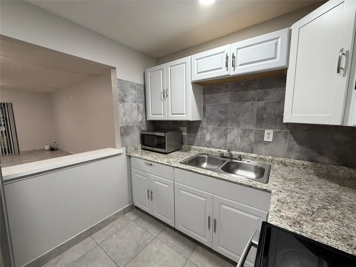Photo 1 at 4138 NW 88th Avenue 107, Coral Springs