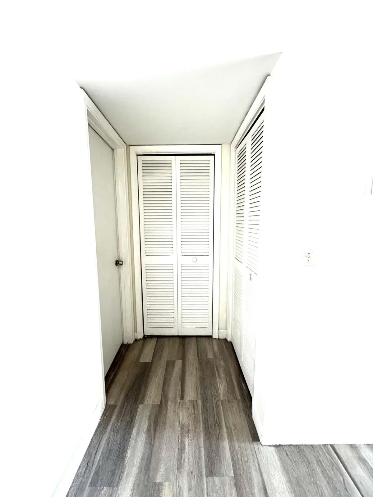 22ce0819-e09d-4f8a-b404-4dfffcb17a5c at 117 N E Street, Lake Worth Beach