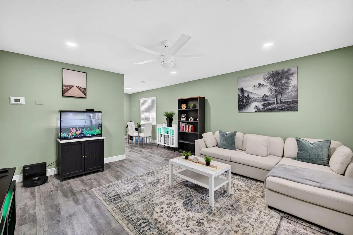 5-web-or-mls-699A6366 at 2333 NW 82ND Way, Sunrise