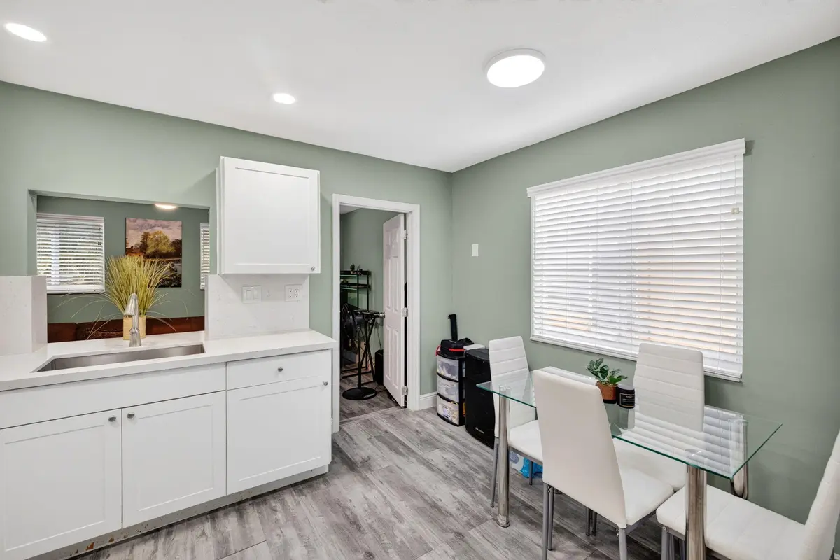 10-web-or-mls-699A6396 at 2333 NW 82ND Way, Sunrise