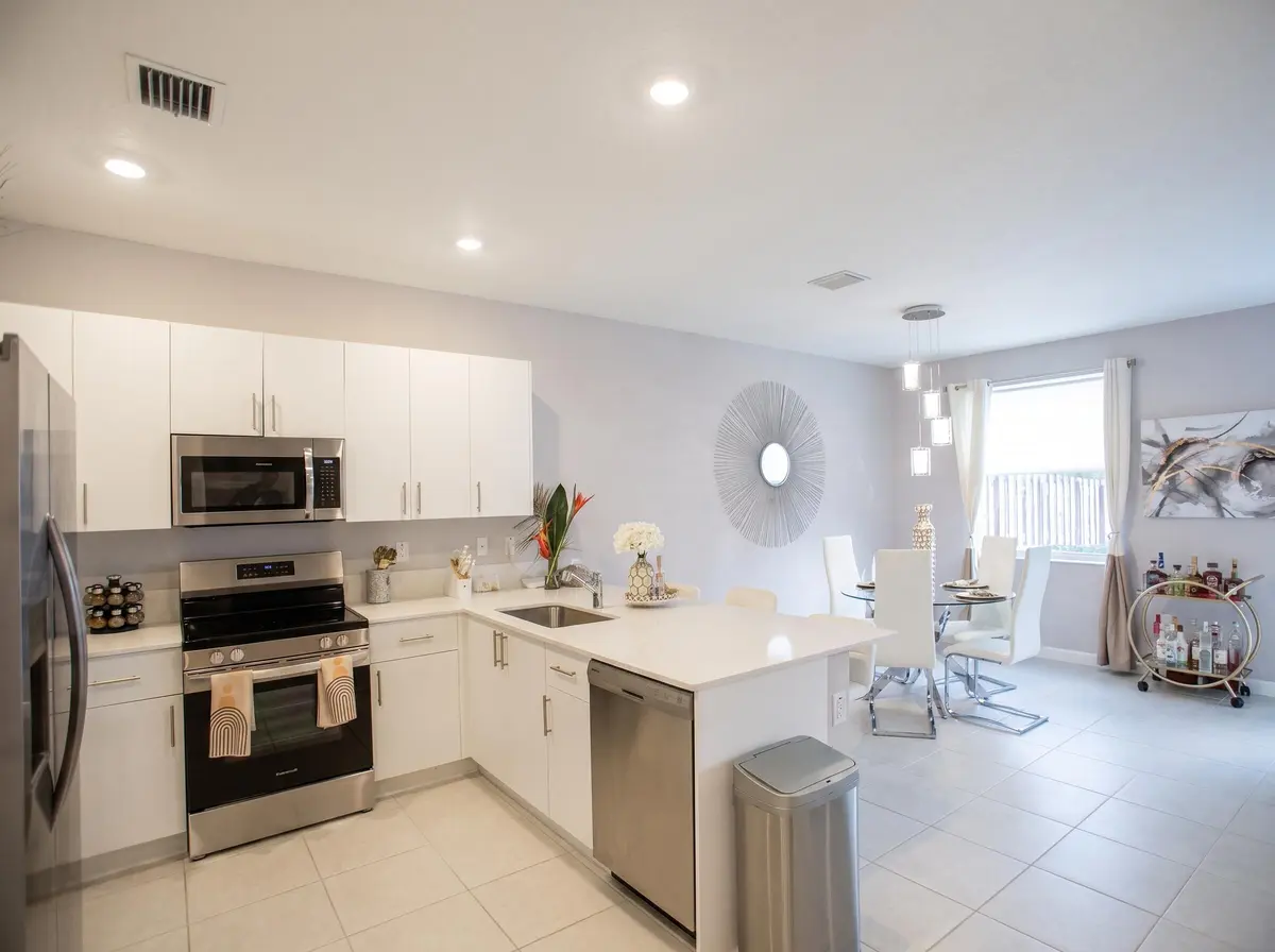 hf_20260902_020625_bbd83970-9bb0-4c21-a7 at 11966 NW 46TH Street, Coral Springs