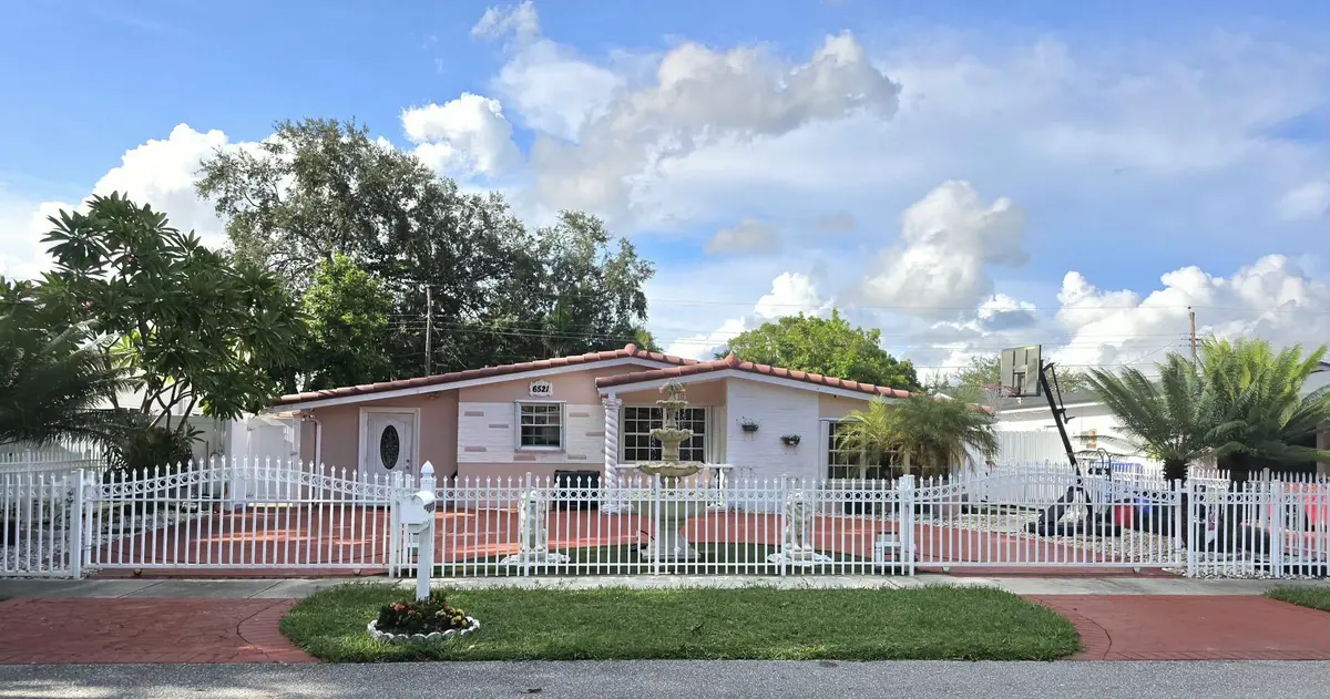 Front House at 6521 HARDING Street, Hollywood