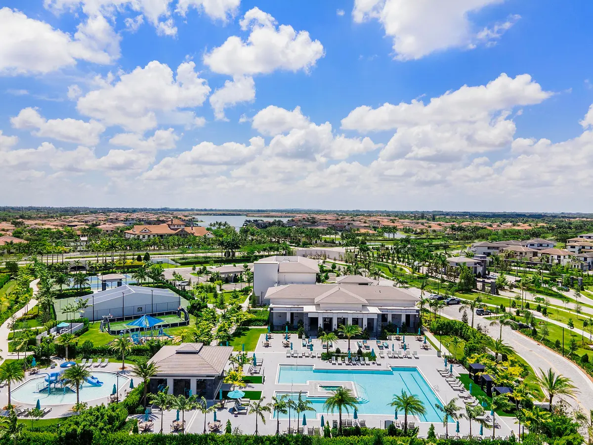 CASCATA RESORT STYLE AMENITIES at 10675 PASSAGE Way, Parkland