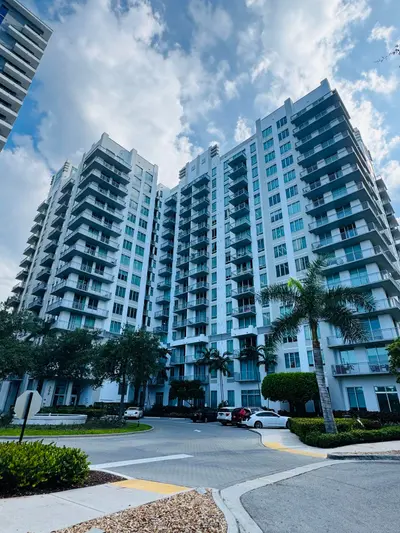 300 S AUSTRALIAN Avenue 702, West Palm Beach – Condominium for sale