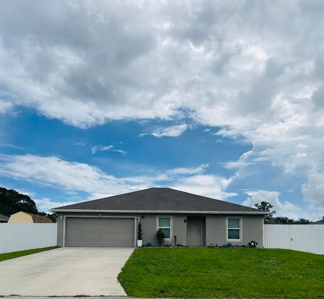 5DE2B03E-A0E2-4EA2-BC4C-F66EAE119DFA at 2373 SW BARBER Lane, Port St. Lucie