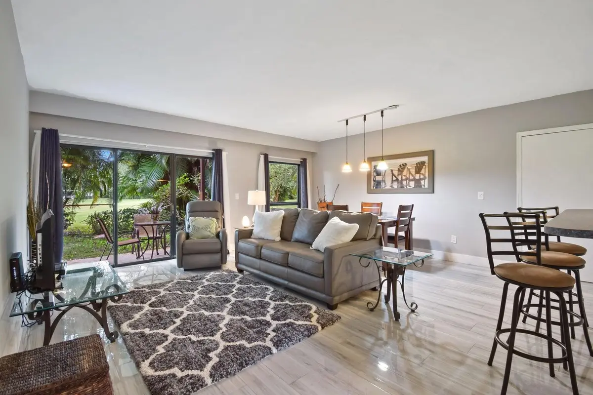 Living Room at 13334 Polo Club Road 250, Wellington