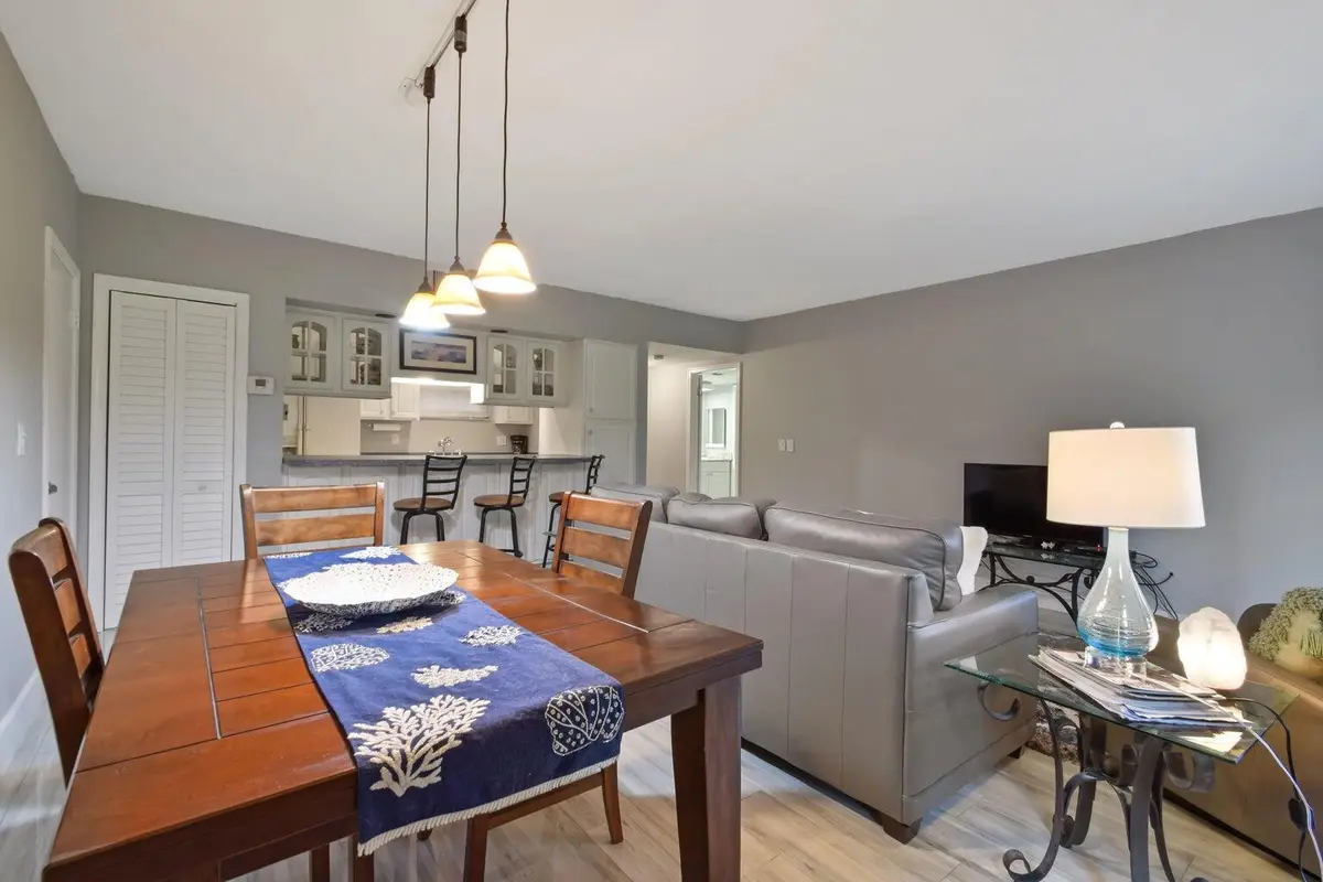 Dining Area at 13334 Polo Club Road 250, Wellington