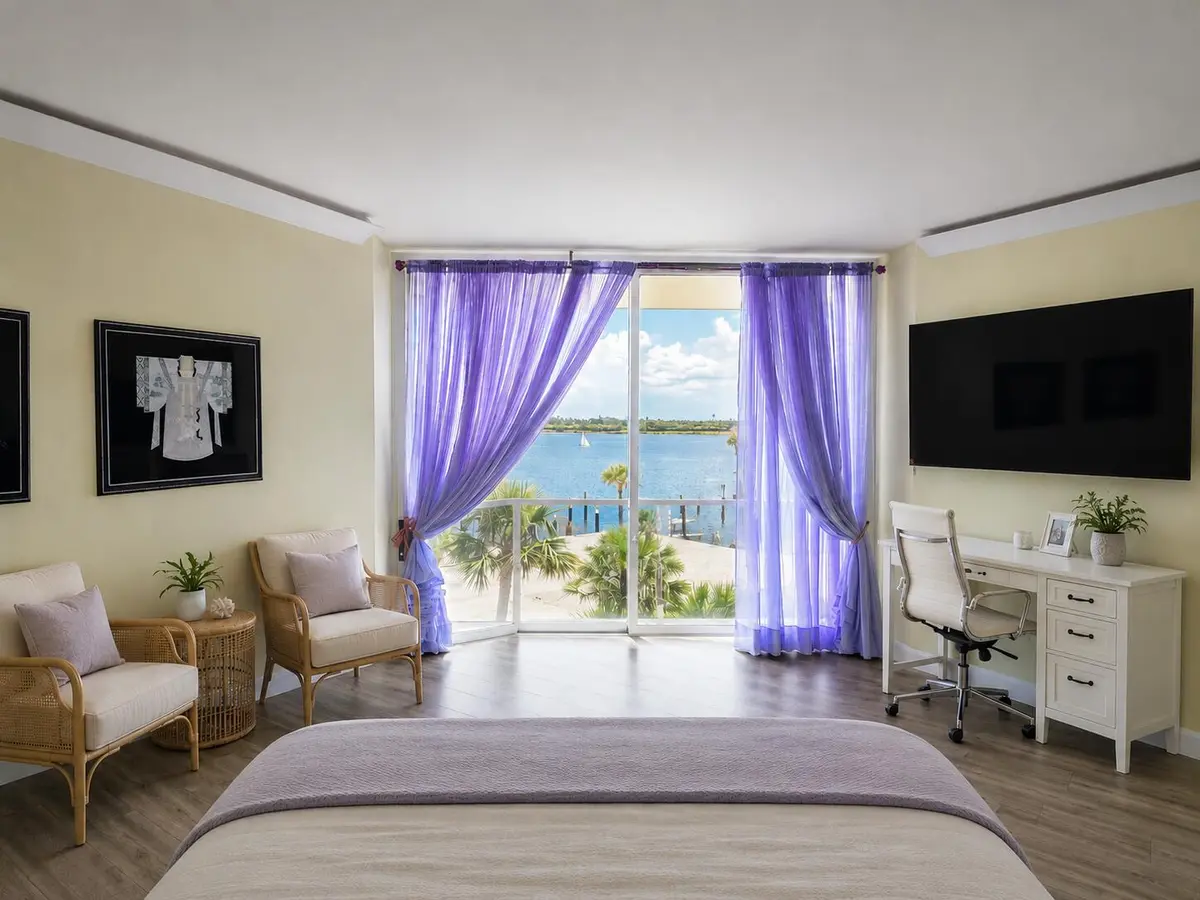 primary bedroom at 2800 N FLAGLER Drive 407, West Palm Beach