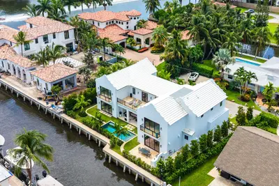 819 Bamboo Lane, Delray Beach – Single Family Residence for sale
