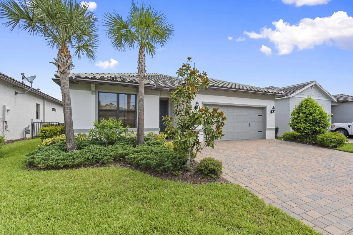 3-web-or-mls-DSC04944 at 535 SE VILLANDRY Way, Port St. Lucie