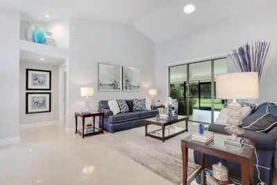 156 Thornton Drive, Palm Beach Gardens – Single Family Residence for rent
