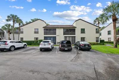3459 COCOPLUM Circle 3430, Coconut Creek – Condominium for sale