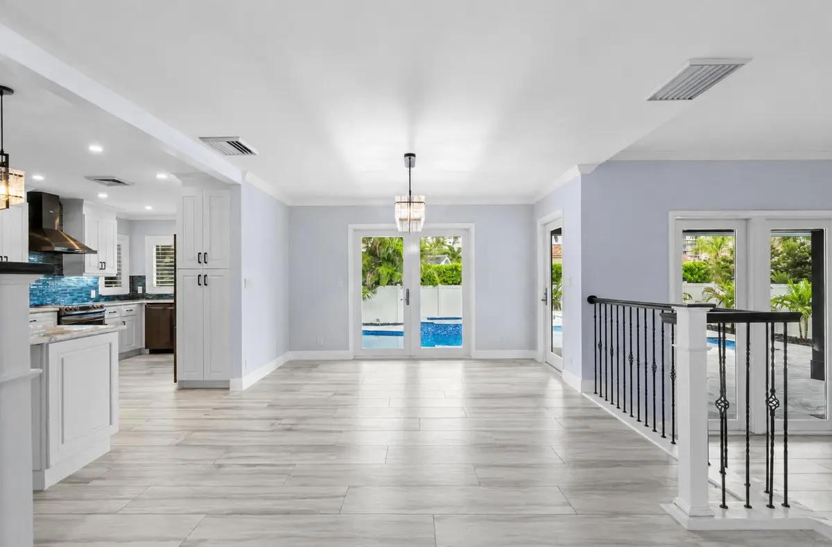dining room at 5100 NE 30TH Terrace, Lighthouse Point
