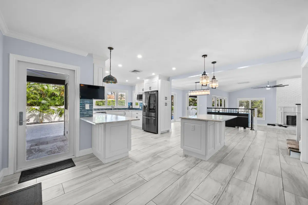 kitchen at 5100 NE 30TH Terrace, Lighthouse Point