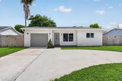 9686 SW 2ND Street, Boca Raton – sold