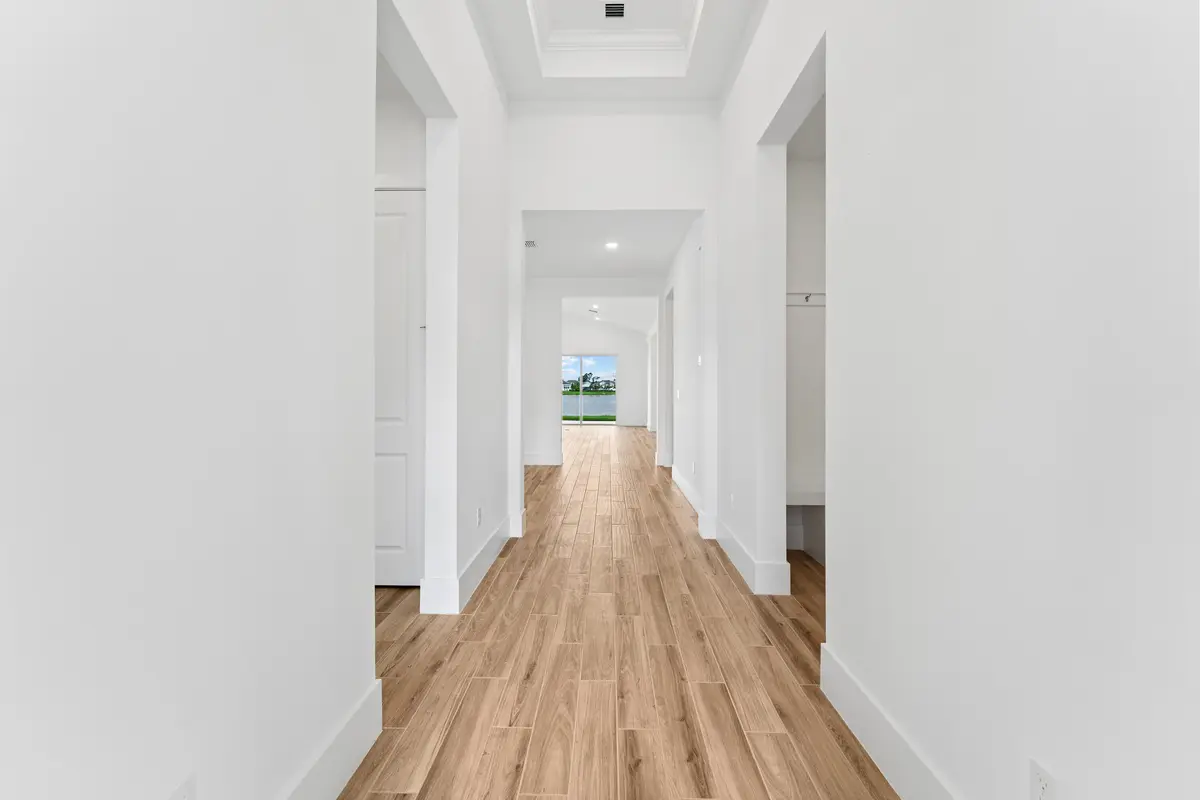 Foyer at 10225 NW FIELD FLOWER Trail 233, Port St. Lucie