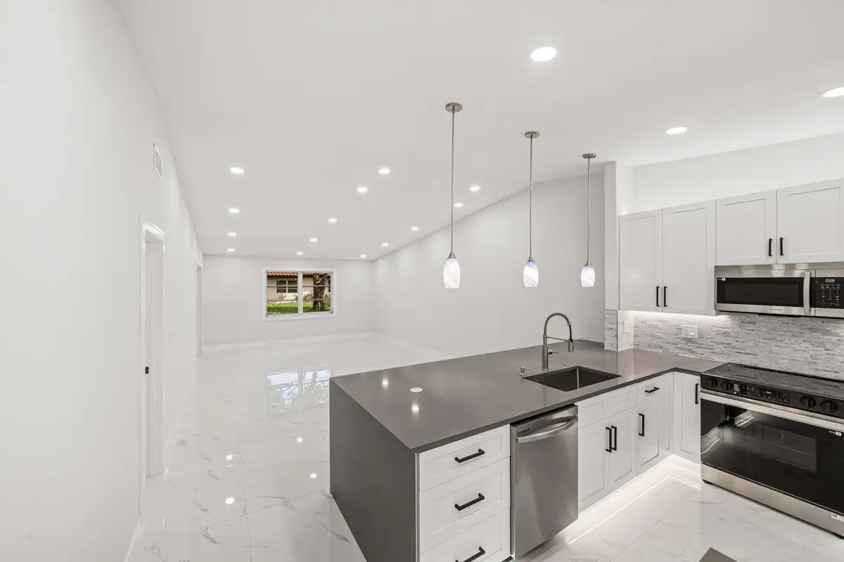 3 Kitchen 2 at 6083 MILLINGTON Way, Delray Beach