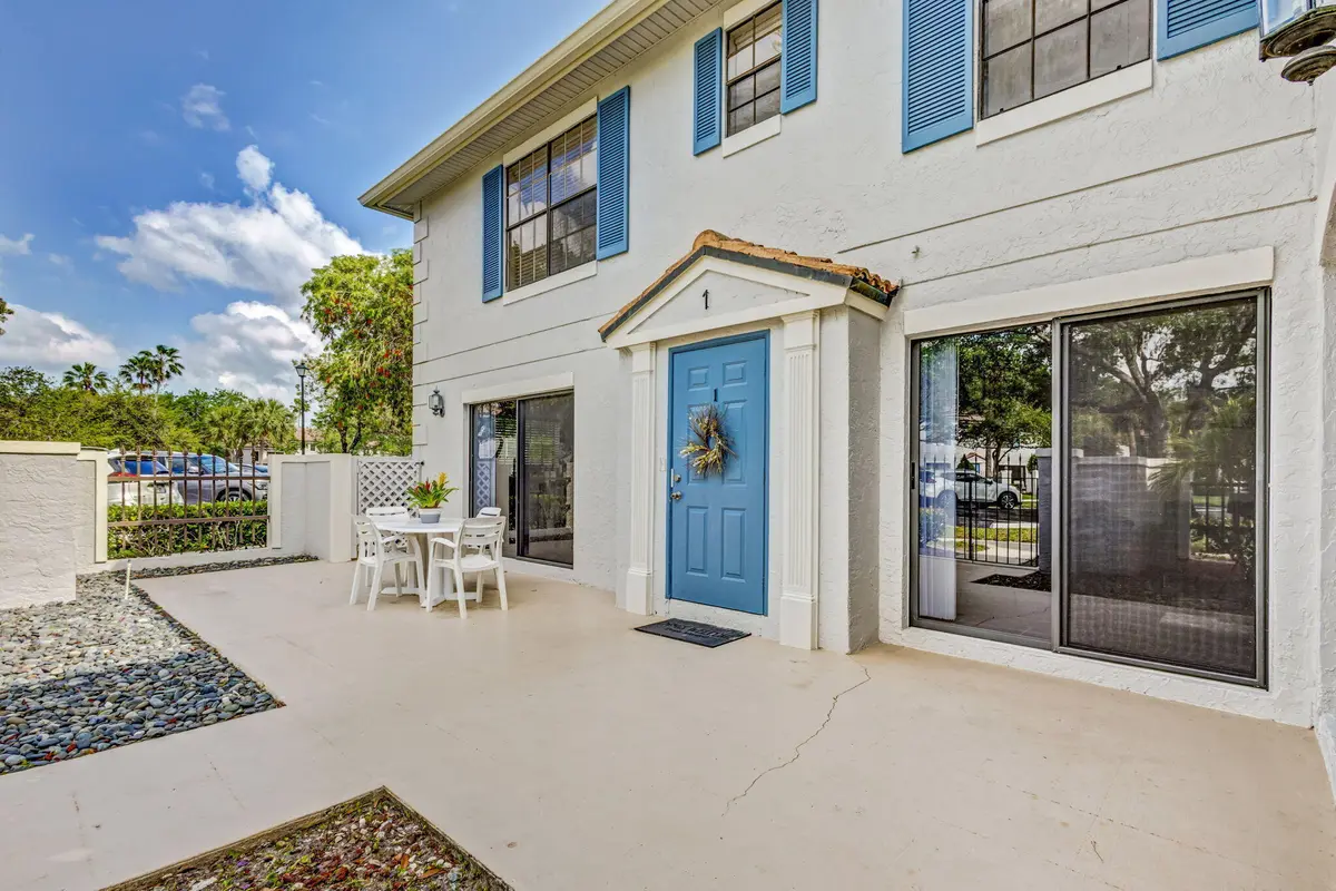 Entrance at 363 Prestwick Circle 1, Palm Beach Gardens
