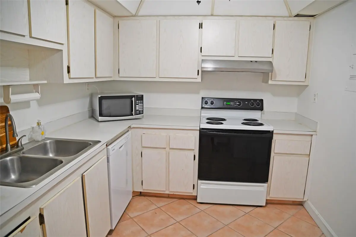 Photo 5 at 525 N OCEAN Boulevard 923, Pompano Beach