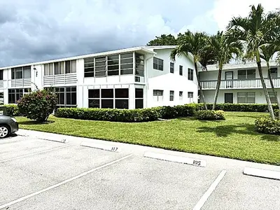 110 MARKHAM F 110, Deerfield Beach – Condominium for rent