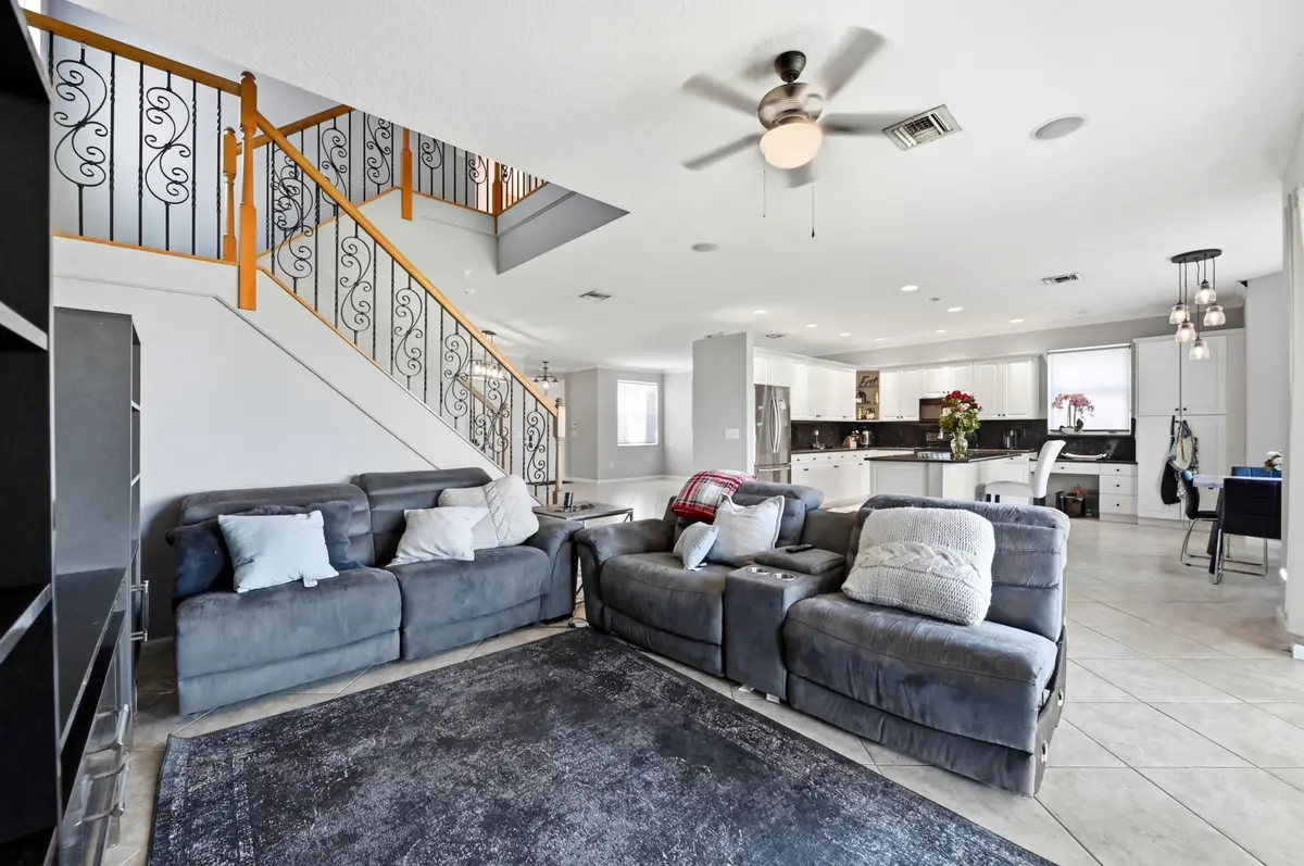 15 family room 04 at 9709 Wyeth Court, Wellington