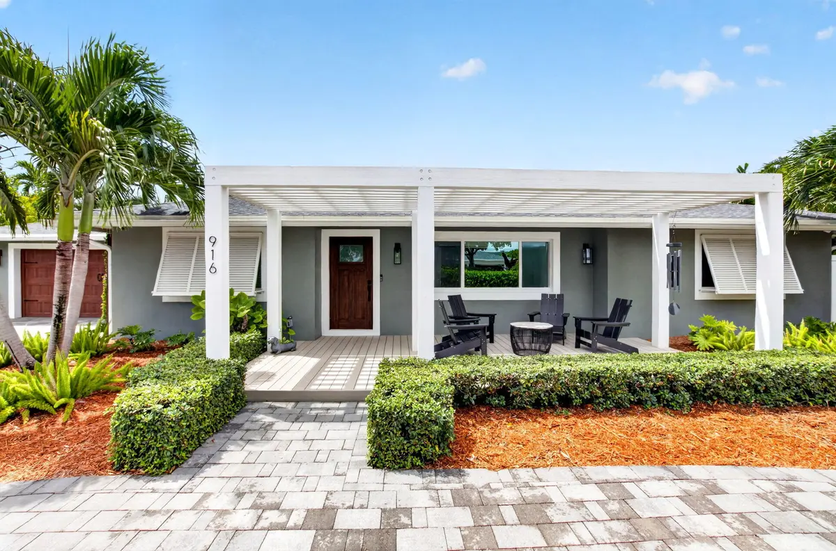 1-web-or-mls-DSC_0584 at 916 SW 36TH Court, Boynton Beach