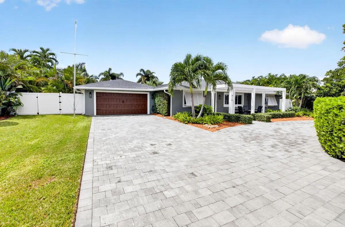 5-web-or-mls-DSC_0612 at 916 SW 36TH Court, Boynton Beach
