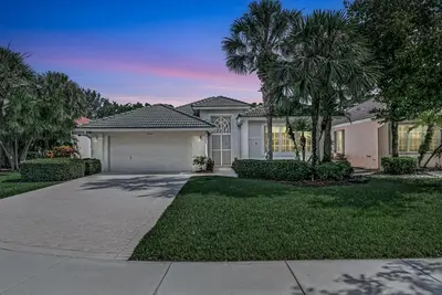 9152 Bay Harbour Circle, West Palm Beach – Single Family Residence for sale