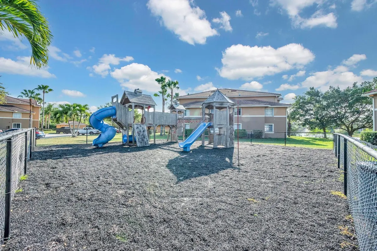 Photo 4 at 3738 NW MEDITERRANEAN Lane 305, Jensen Beach